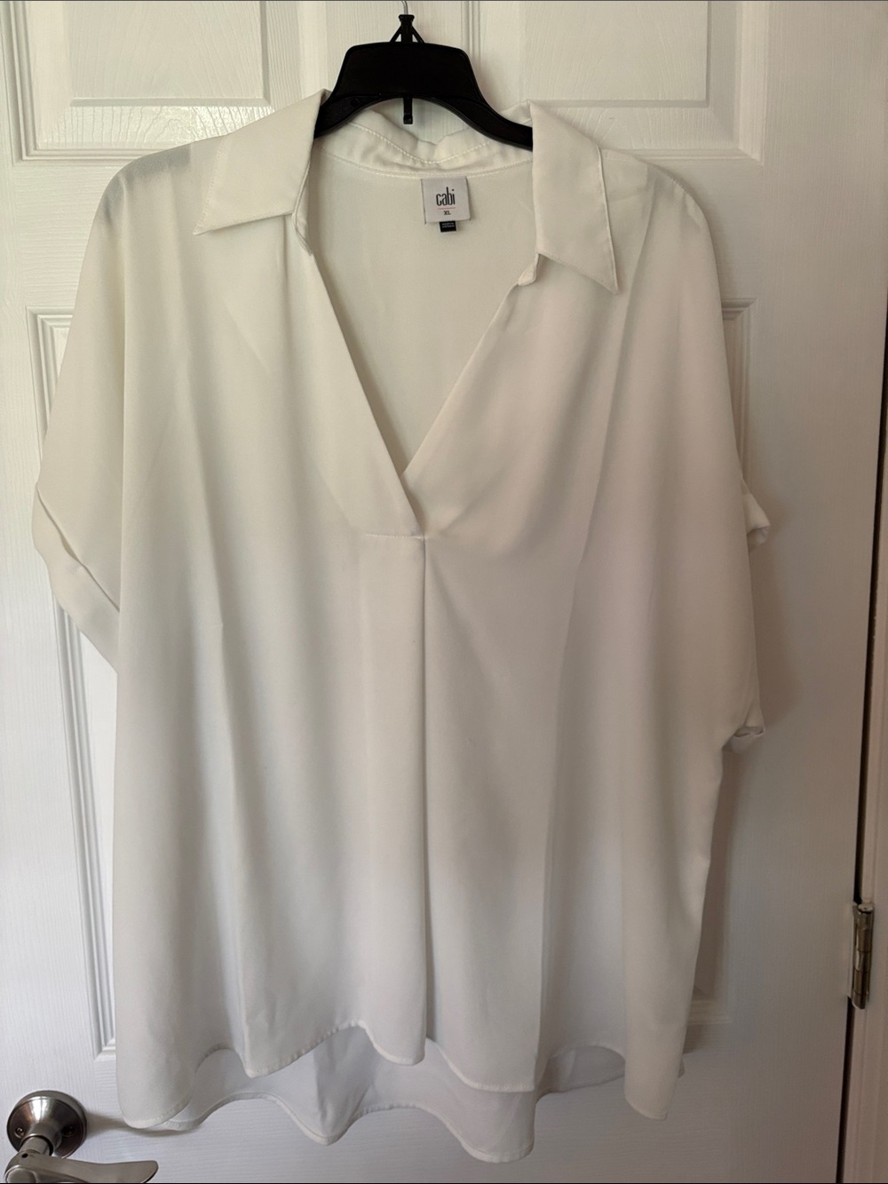 CAbi Ivory V-Neck Collared Short Sleeve Blouse